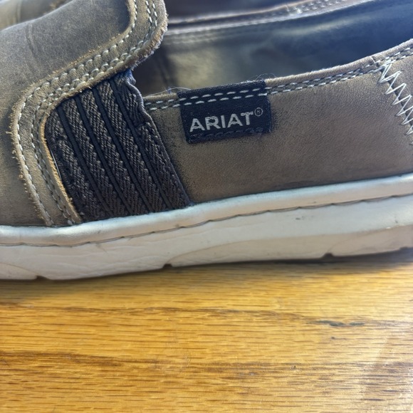 Ariat Youth Slip On Leather Loafers Shoes Size 7.5B Brown Rubber Soles Casual - Picture 4 of 10